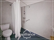 Appartement rez de chaussé situé dans une résidence sénior, commodités à pied