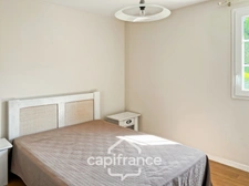Appartement de 3 pièces meublé à louer dans une résidence sécurisée, campagne et place de parking