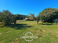 Maison 3 chambres, garage, jardin 3380m², puit, proche Pont du Casse