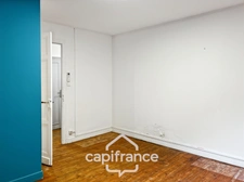 Bureaux de 180m2 avec sous-sol intégral en cœur de ville dans un bel immeuble en pierre 