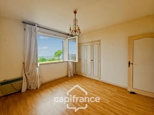 Maison familiale 6 chambres, terrain 3500 m², vue panoramique sur les hauteurs