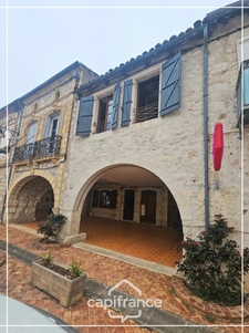 Immeuble et maison avec fort potentiel au cœur de Puymirol
