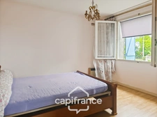 Maison familiale 6 chambres, terrain 3500 m², vue panoramique sur les hauteurs