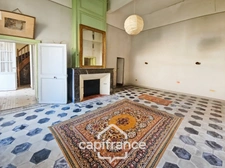 Propriété de caractère au cœur de Layrac 275m² habitable, Garage, jardin et terrain 