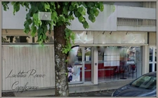Local commercial / bureaux de plain pied, grande vitrine, facilité pour se garer