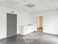 Local professionnel 30 M² Pôle médical de Castelculier COLOCATION POSSIBLE
