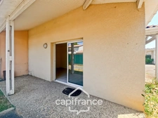 Appartement rez de chaussé situé dans une résidence sénior, commodités à pied