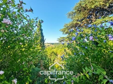 Domaine de charme, 1.7 hectares, 470 m² habitable, 20 couchages, roulotte, piscine, parc avec arbres centenaires
