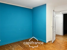 Bureaux de 180m2 avec sous-sol intégral en cœur de ville dans un bel immeuble en pierre 