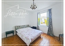 Maison familiale proche canal, 5 chambres, sauna, garage, jardin clos, commodités, bus de ville et écoles à pied