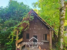 Domaine d’exception de 1,7 hectare – 470 m² habitables – Jusqu’à 20 couchages – Roulotte aménagée – Piscine – Parc arboré aux arbres centenaires
