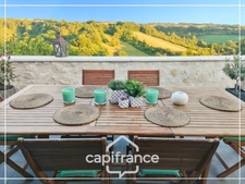 Maison d'architecte en pierre 200m², vue dégagée plein sud, piscine,lumineuse ,commodités à pied, 25min Agen, 20 min Golfech
