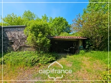 Maison en pierre à rénover, dépendances, terrain 5000m² avec puit, sans vis à vis