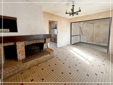 Maison à rénover sur parcelle de 800m² arborée, située à 20 min d'Agen