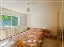 Maison avec sous-sol, 3 chambres, jardin, garage, accès de plain pied depuis la terrasse