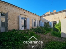 Propriété de caractère au cœur de Layrac 275m² habitable, Garage, jardin et terrain 