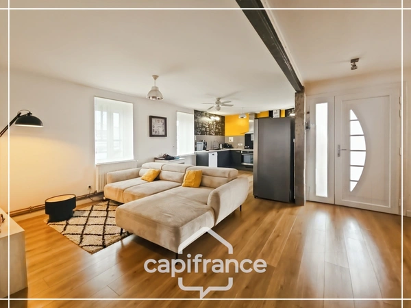 Boé, maison en pierre de 170 m² au calme d'un jardin clos, à deux pas de tout à pied
