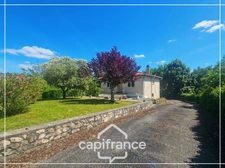 Maison avec sous-sol, 3 chambres, jardin, garage, accès de plain pied depuis la terrasse