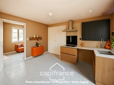 Maison en pierre au coeur du village de Montjoi 