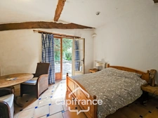 Domaine de charme, 1.7 hectares, 470 m² habitable, 20 couchages, roulotte, piscine, parc avec arbres centenaires