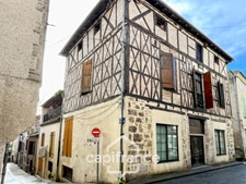 Bureaux de 180m2 avec sous-sol intégral en cœur de ville dans un bel immeuble en pierre 