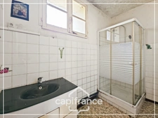 Maison en pierre, plain-pied, 2 chambres, au calme avec jardin à MONJOI (82400)