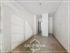 Immeuble et maison avec fort potentiel au cœur de Puymirol