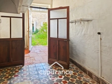 Propriété de caractère au cœur de Layrac 275m² habitable, Garage, jardin et terrain 