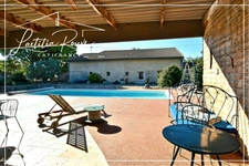 Exceptional stone residence, 370 m², Swimming pool, Pool house, Outbuildings, 3 ha park with lake 25 min from Agen