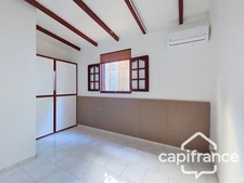 À LOUER – BAS DE VILLA T5 DE 131 M² – SECTION LABROUSSE LE GOSIER (971)