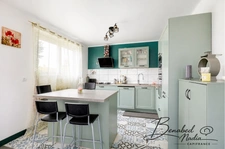 Maison familiale de 150 m² avec beau terrain de plus de 1 000 m² – Quartier Champ Plantier à Feyzin