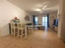 Quai de Tounis 3 pièces 65m² meublé avec cave et parking