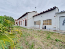 Maison 165m² avec combles + hangar de 75m² sur parcelle de plus de 500m²