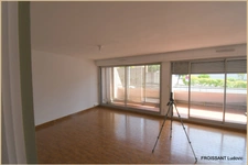 Bagnols-sur-cèze, Appartement à vendre 3 pièces 68 m² , dont 2 chambres et une cuisine séparée