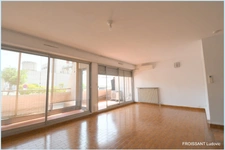 Bagnols-sur-cèze, Appartement à vendre 3 pièces 68 m² , dont 2 chambres et une cuisine séparée