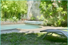 Maison de plus de 300 m² au coeur de Valence (Drôme) 9 pièces / jardin/Piscine