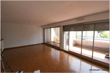 Bagnols-sur-cèze, Appartement à vendre 3 pièces 68 m² , dont 2 chambres et une cuisine séparée