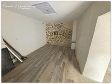 Exclusive - Renovated village house, 78m² living space with independent studio - near ROUJAN (34320)