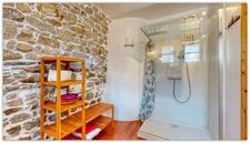 Exclusivité - Maison de village de caractère 7 pièces 133m² avec terrasse - Neffiès (34320)