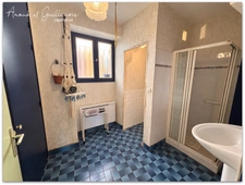 Exclusivité - Maison vigneronne de 120.70m² habitable environ avec jardin, grenier et garage - Neffiès (34320)