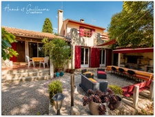 Exclusivité - Villa familiale 171.77 m² habitable environ 6 pièces avec piscine, jardin paysager, garage et carport – proche PEZENAS (34120)