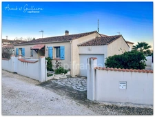 Exclusive - 65m² 3-room villa with swimming pool and garage - Roujan (34320)