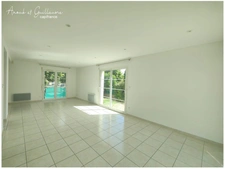 Exclusivité - Villa contemporaine de 106m² pour 4 pièces avec jardin et garage - proche de MONTBLANC (34290)
