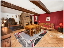 Exclusivité - Villa familiale 171.77 m² habitable environ 6 pièces avec piscine, jardin paysager, garage et carport – proche PEZENAS (34120)