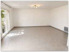 Exclusivité - Villa de plain-pied de 97m² pour 4 pièces avec jardin et garage - Pinet (34850)