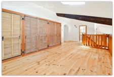 ? Maison en pierre de 170m² rénovée avec 2 cours proche CAPESTANG?