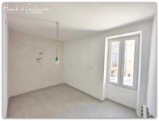 Exclusive - Renovated village house, 78m² living space with independent studio - near ROUJAN (34320)