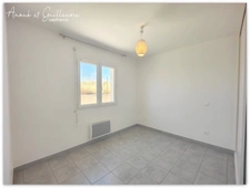 Exclusivité - Villa de plain-pied de 97m² pour 4 pièces avec jardin et garage - Pinet (34850)