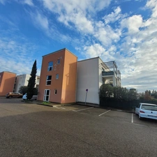 Dpt Gard (30), à vendre ALES appartement T2 de 45 m² + place de parking privative dans résidence sécurisé.