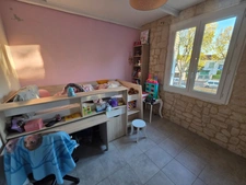  Dpt Gard (30), à vendre secteur Chantilly belle maison 84m² habitable sur un terrain clos de 469m² et 85m² environ supplémentaires aménageable et garage. 